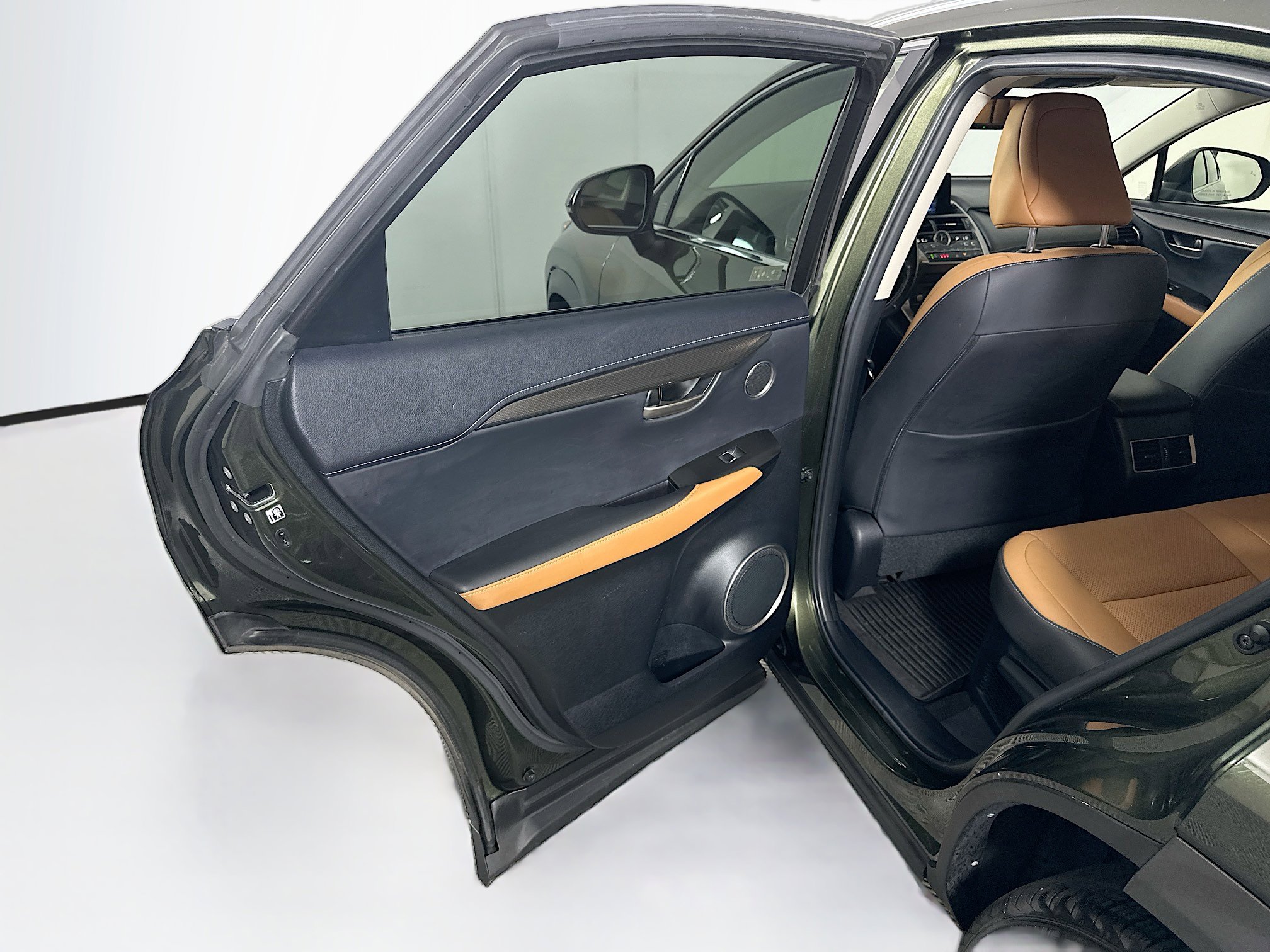Used 2021 Lexus NX 300h AWD w/ Comfort Package image 26