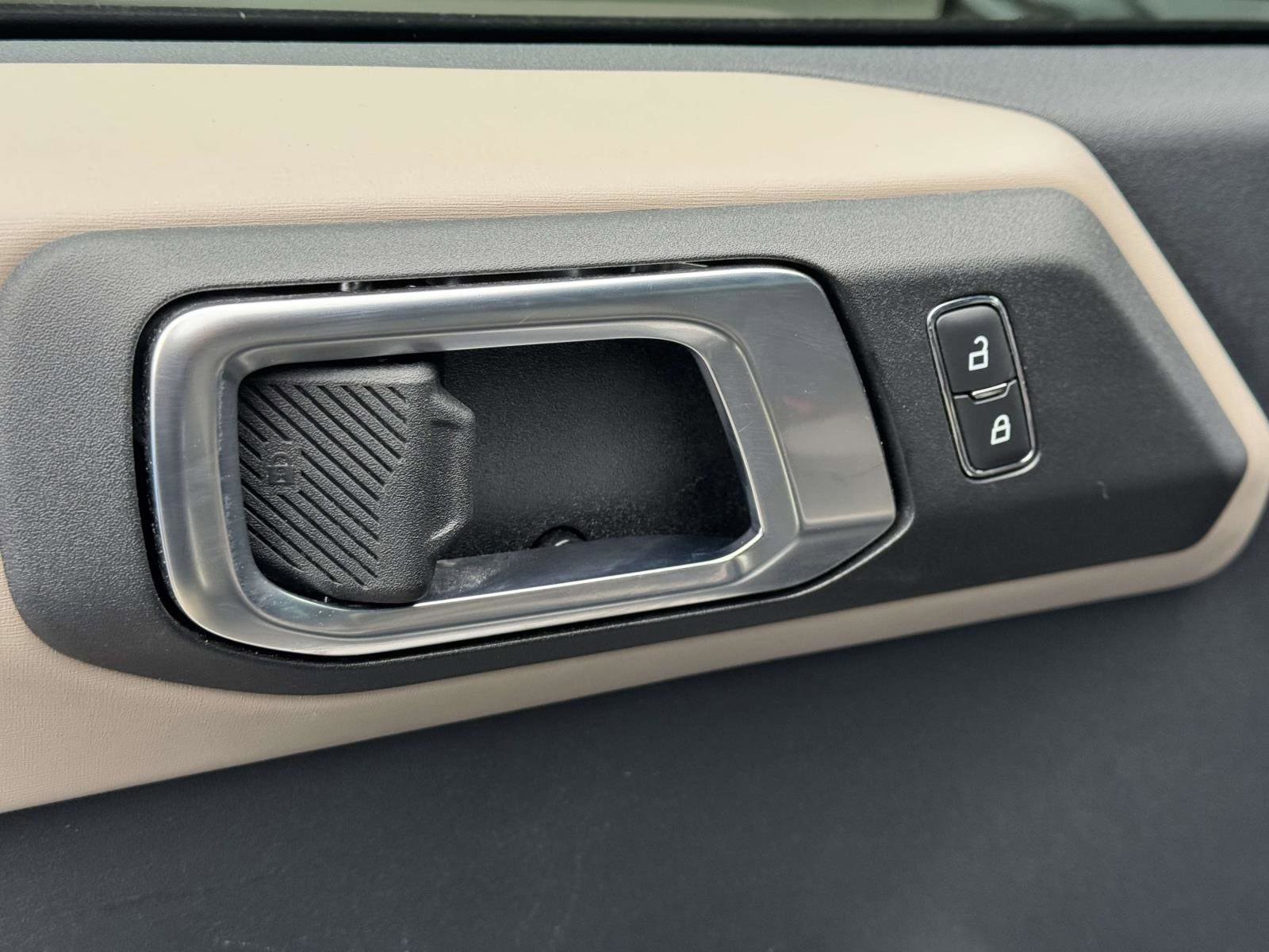 Used 2022 Ford Bronco Wildtrak AWD/4WD image 17
