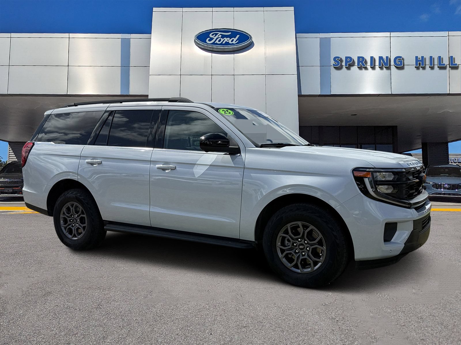 Certified 2025 Ford Expedition Active RWD image 1
