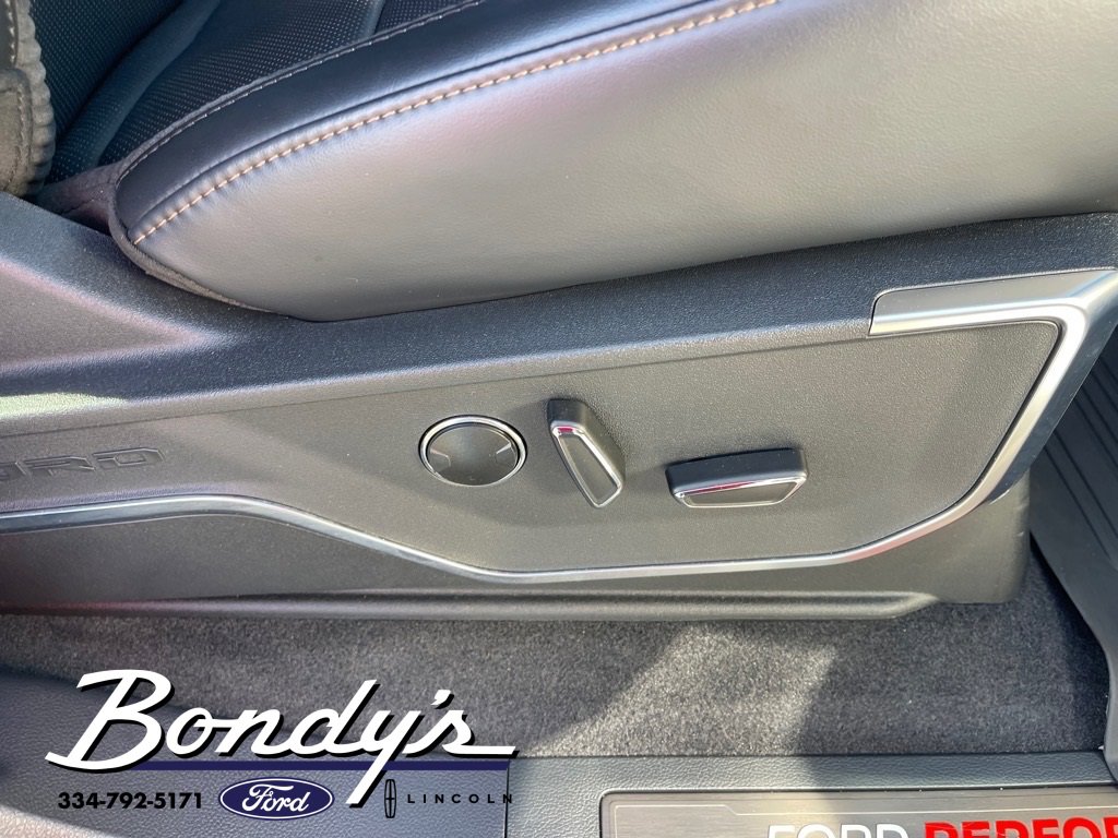 Used 2023 Ford F150 Raptor w/ Raptor Carbon Fiber Package image 21