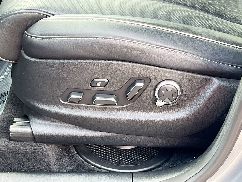 Used 2025 Genesis GV80 2.5T Prestige AWD/4WD image 19
