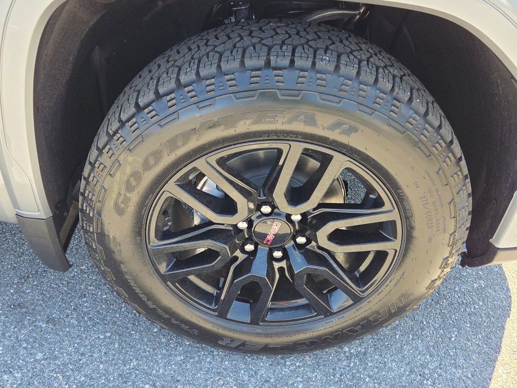 New 2026 GMC Sierra 1500 Elevation image 14