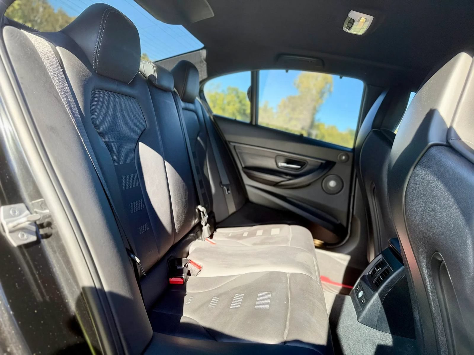 Used 2018 BMW M3 RWD image 15