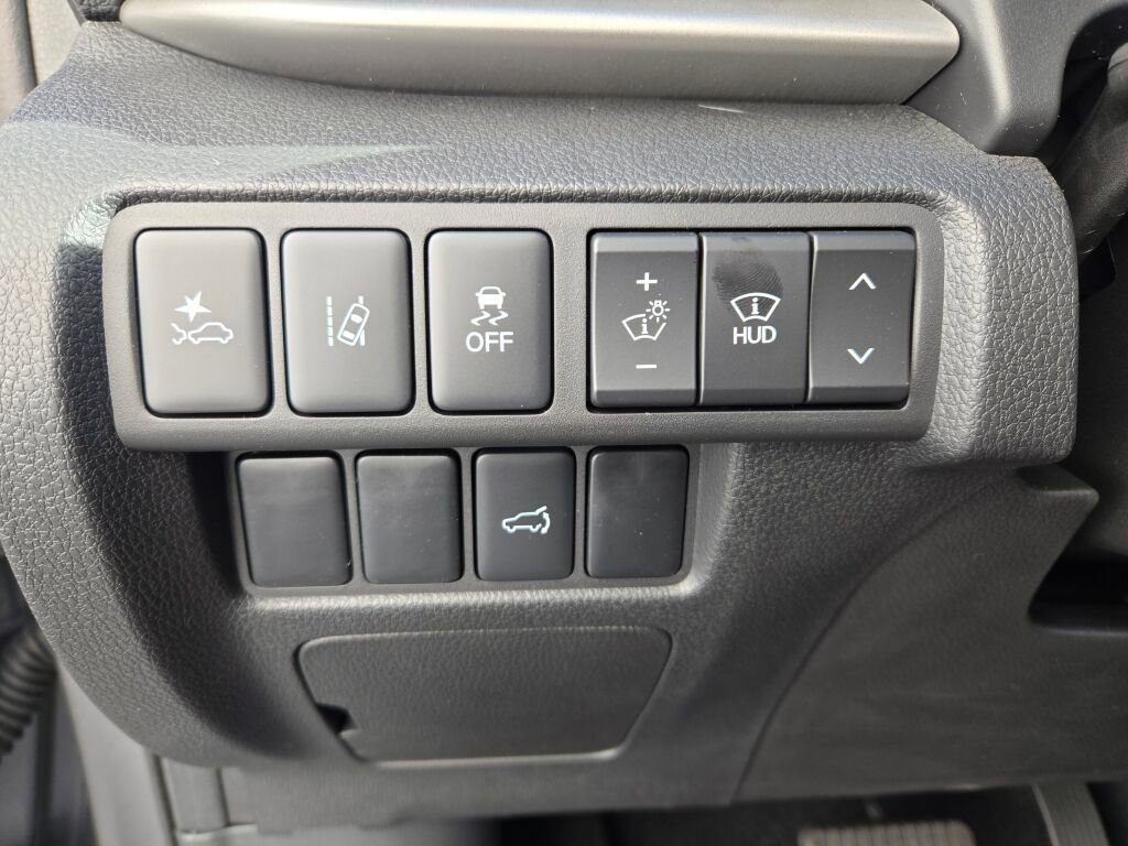 New 2026 Mitsubishi Eclipse Cross SEL image 24