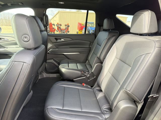 New 2026 Chevrolet Traverse LT w/ Sun and Wheel Package image 23