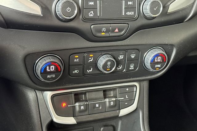 Used 2022 GMC Terrain SLT w/ Tech Package AWD/4WD image 20