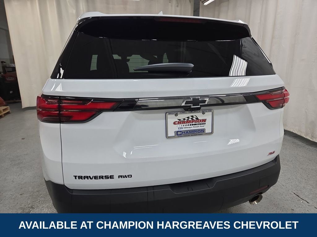 Used 2023 Chevrolet Traverse RS image 40
