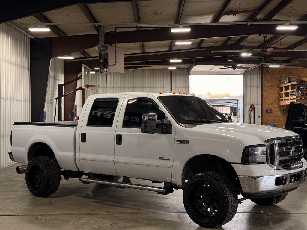 Used 2007 Ford F350 Lariat AWD/4WD image 18