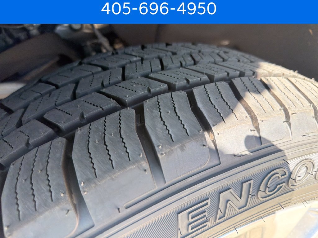 Used 2024 Chevrolet Tahoe Premier RWD image 12