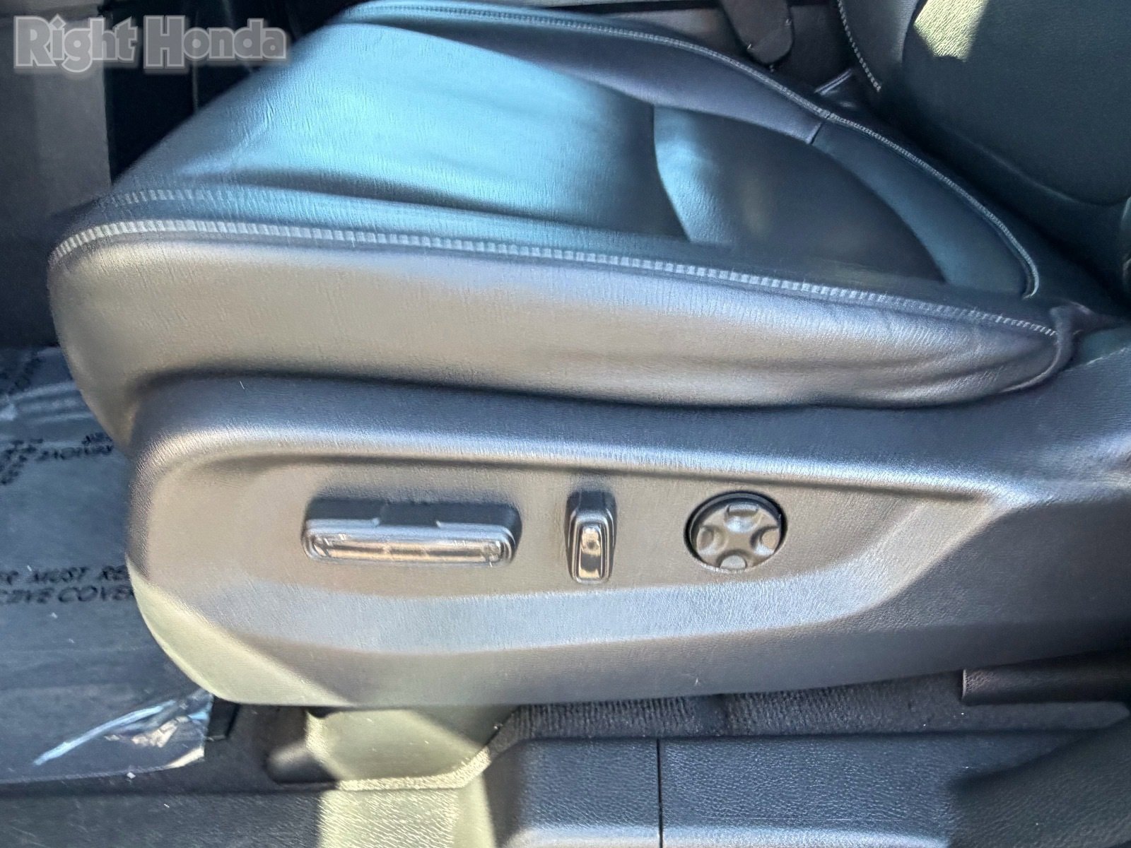 Used 2024 Honda Odyssey EX-L image 25