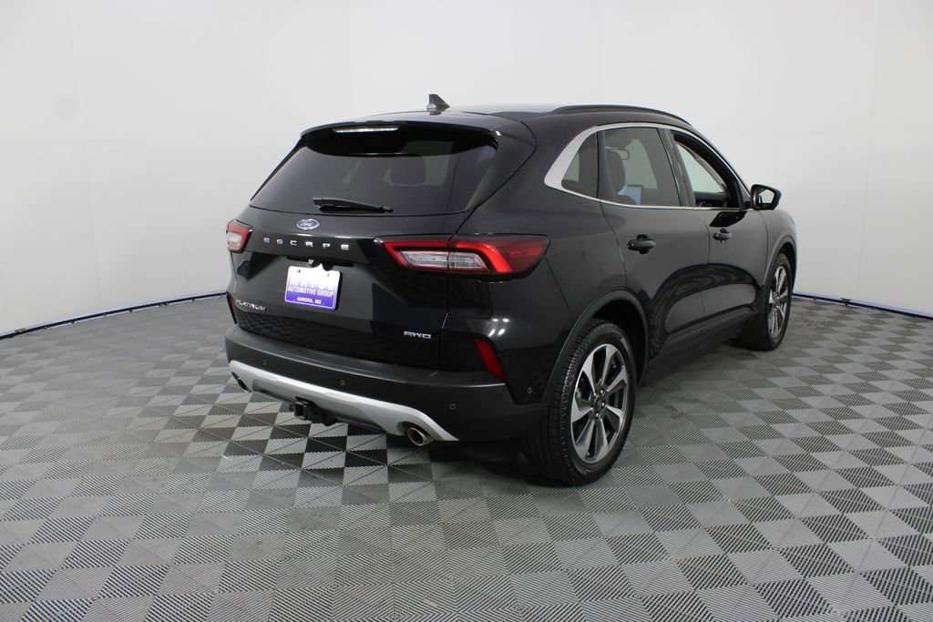Used 2023 Ford Escape Platinum w/ Premium Technology Package AWD/4WD image 26