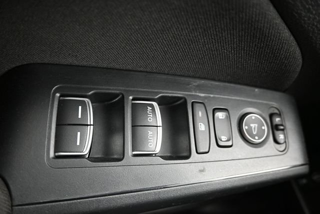 Used 2023 Honda Civic Sport image 25