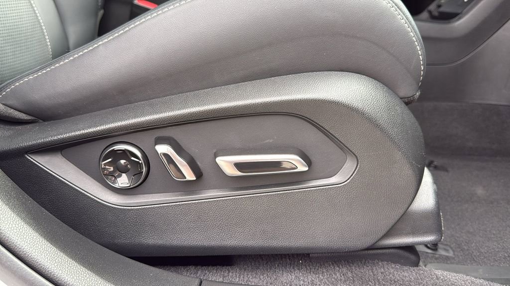 Used 2024 Acura RDX w/ Technology Package image 33