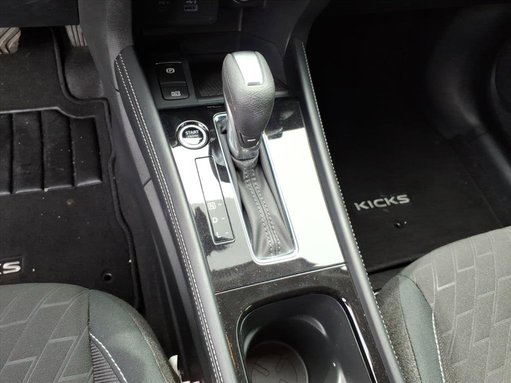 Used 2024 Nissan Kicks SV image 32