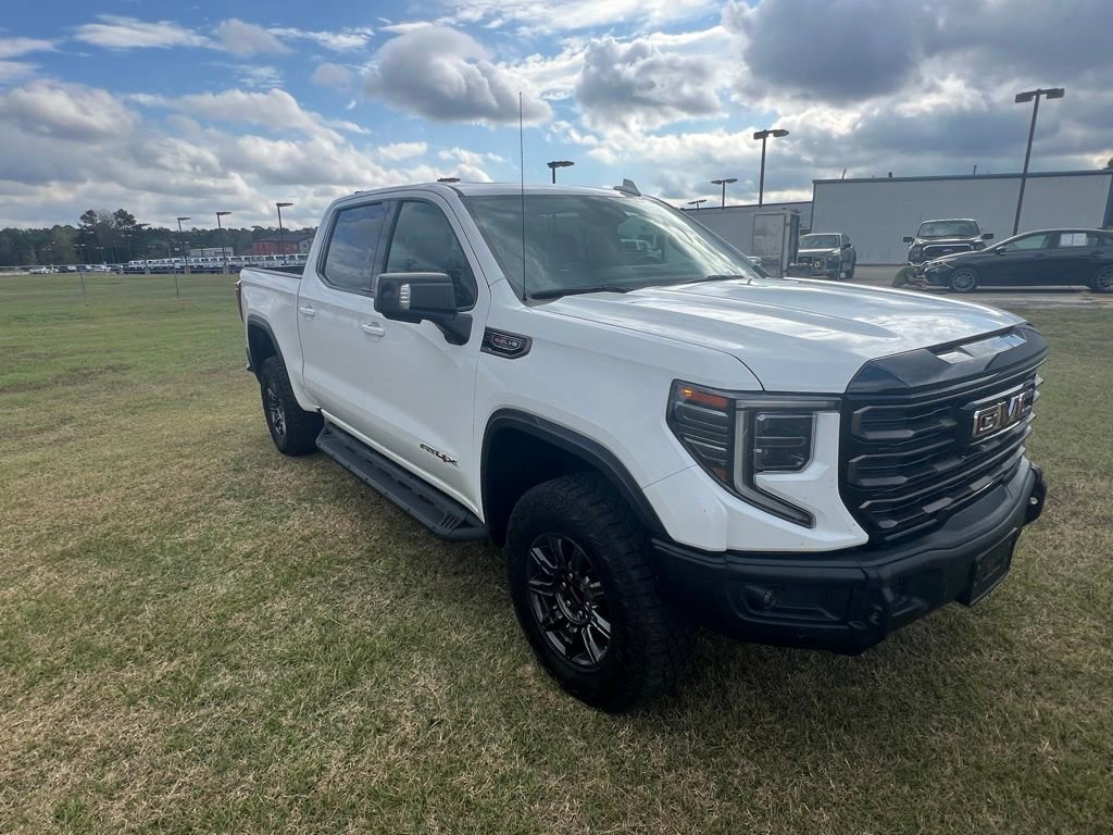 Used 2024 GMC Sierra 1500 AT4X image 7