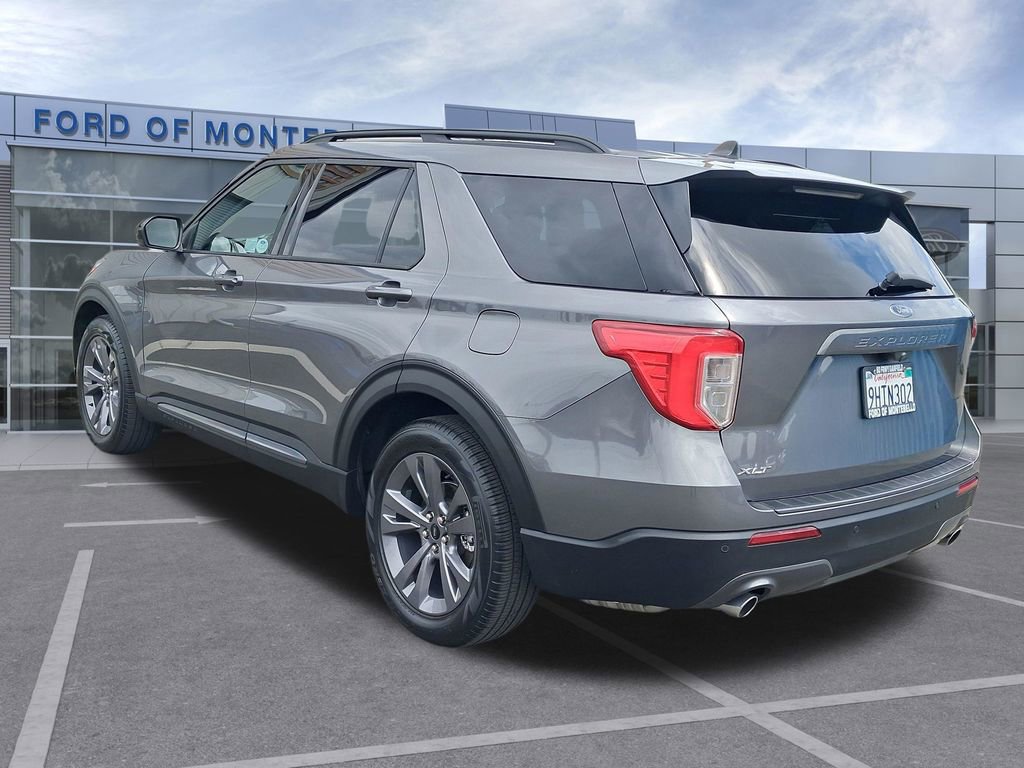 Used 2023 Ford Explorer XLT w/ Equipment Group 202A RWD image 7