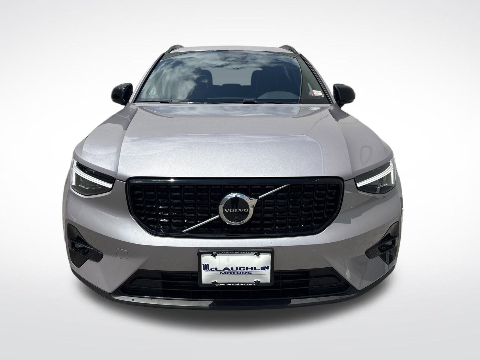 New 2026 Volvo XC40 B5 Ultra w/ Climate Package image 8