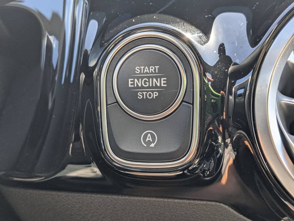 Certified 2024 Mercedes-Benz GLA 35 AMG 4MATIC image 15