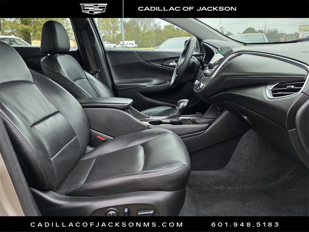 Used 2024 Chevrolet Malibu LT image 25