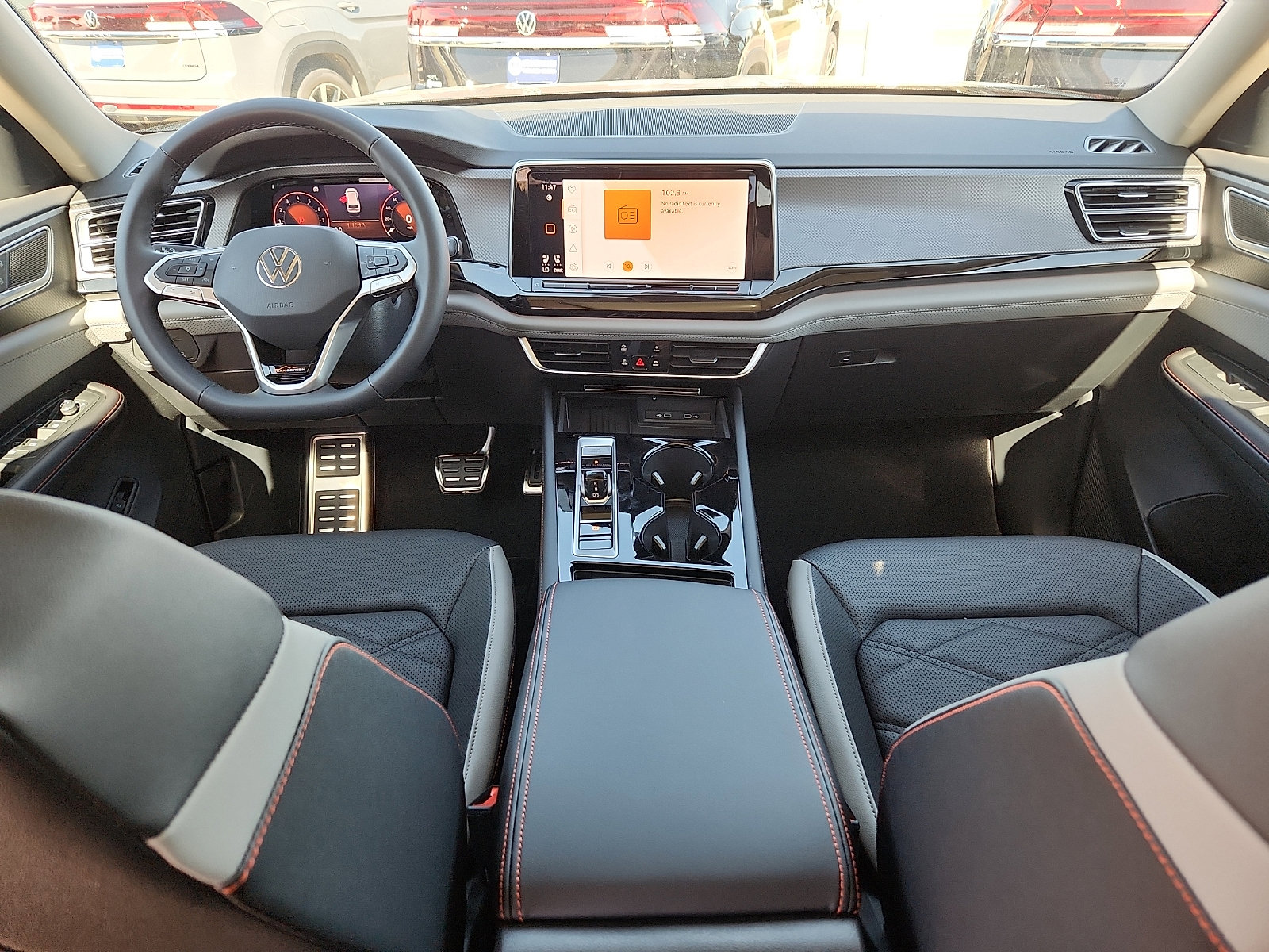 New 2026 Volkswagen Atlas Peak Edition AWD/4WD image 11