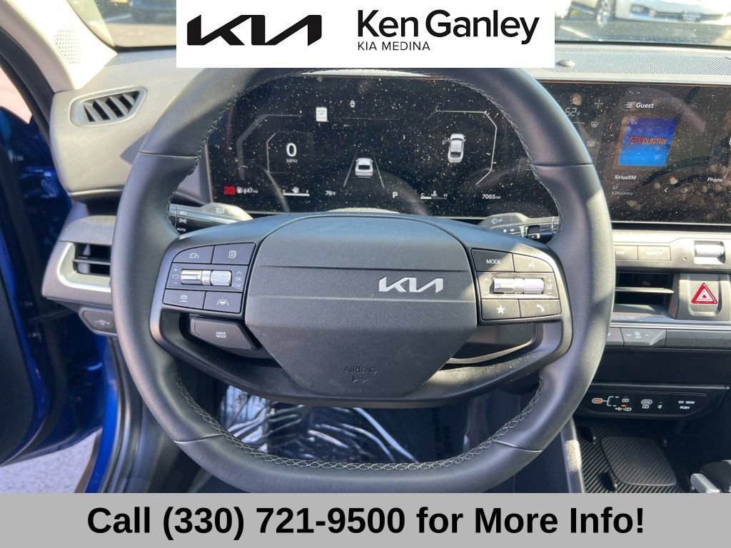 Certified 2025 Kia K4 EX image 34