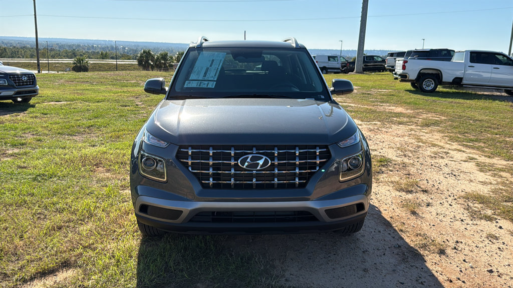 New 2026 Hyundai Venue SEL FWD image 2