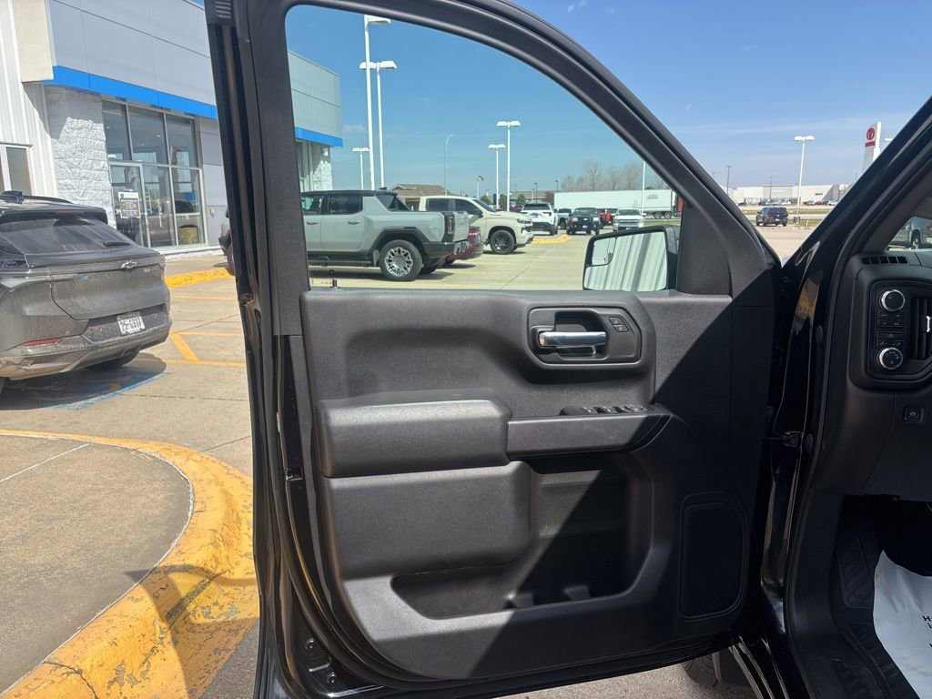 Used 2023 GMC Sierra 1500 Pro w/ Graphite Edition image 12