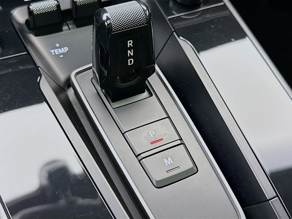 Certified 2021 Porsche 911 Carrera RWD image 21