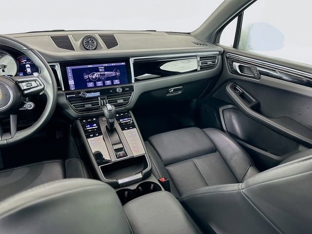 Used 2024 Porsche Macan S AWD/4WD image 25