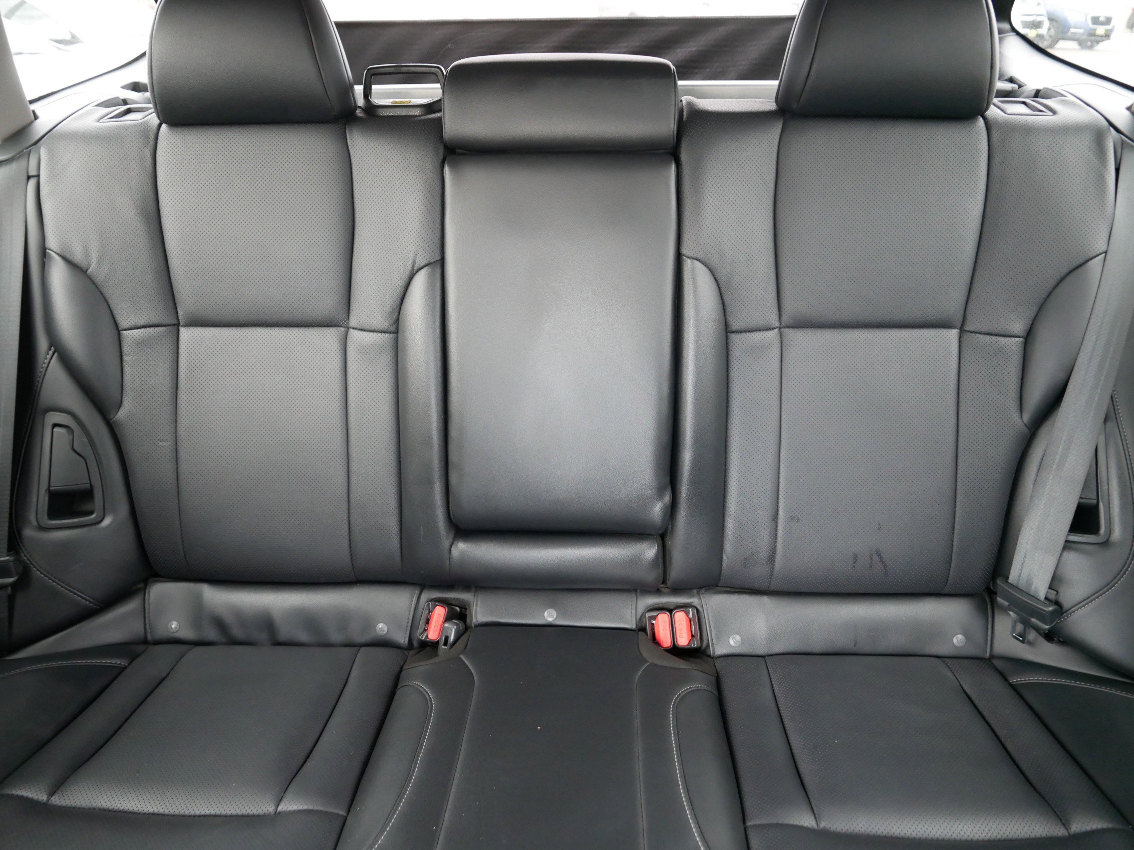 Used 2020 Subaru Outback Limited image 13