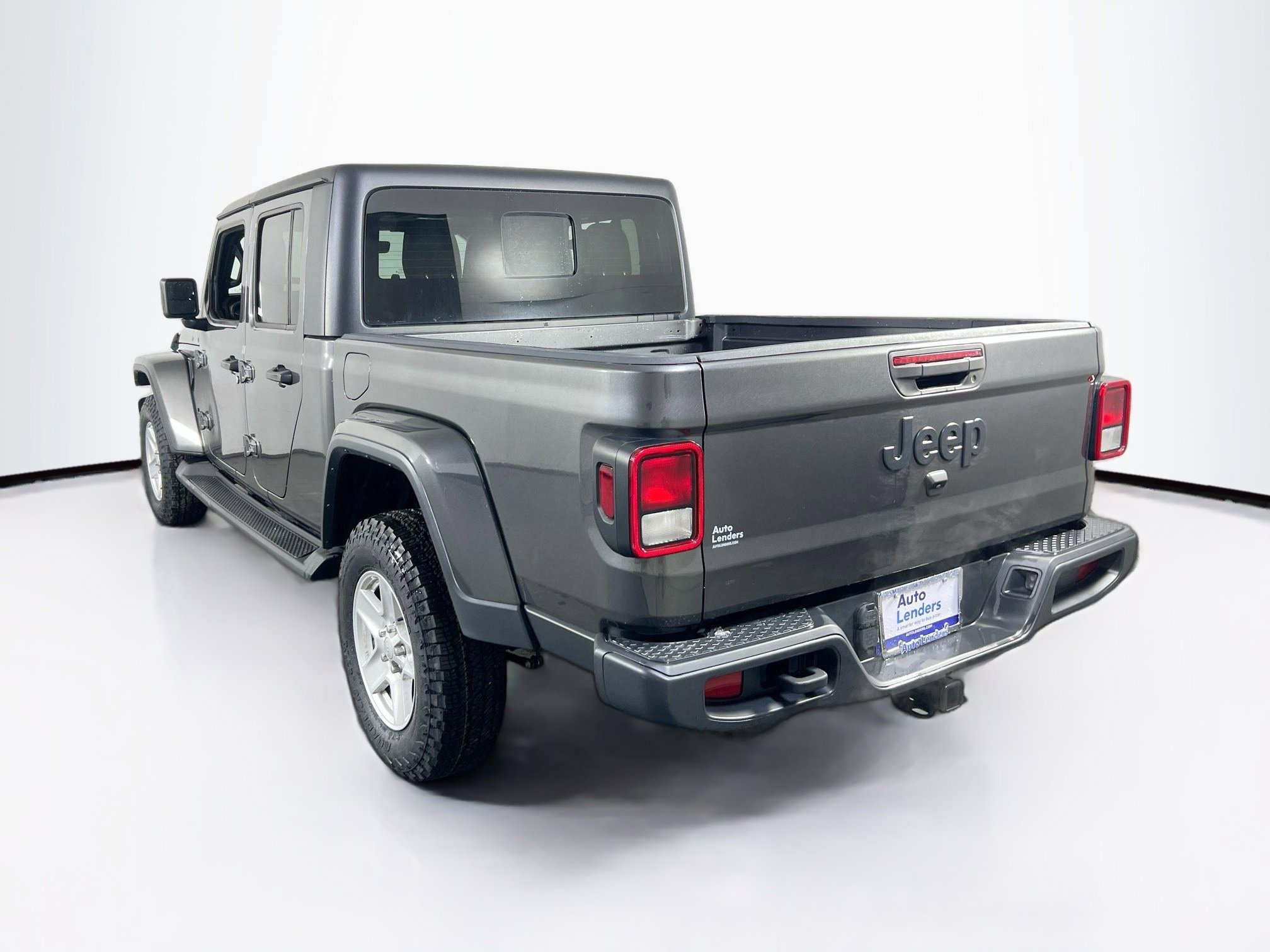 Used 2022 Jeep Gladiator Sport image 7