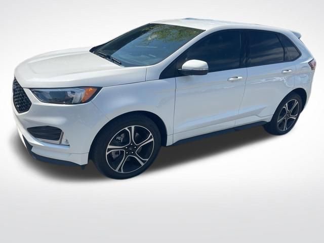 Used 2023 Ford Edge ST image 3