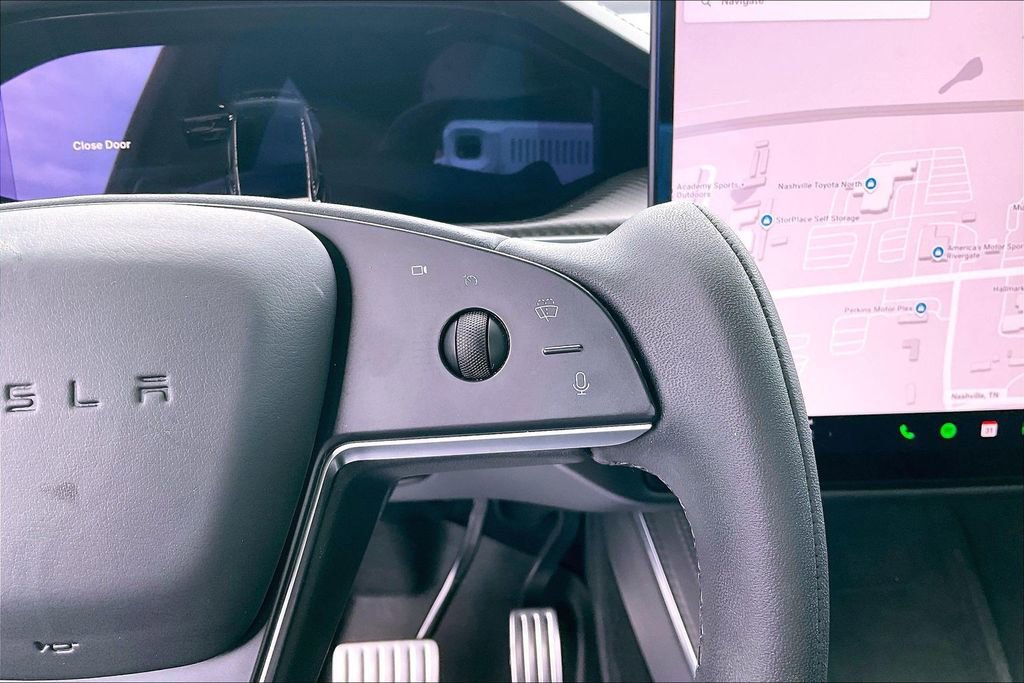 Used 2022 Tesla Model X Plaid image 14