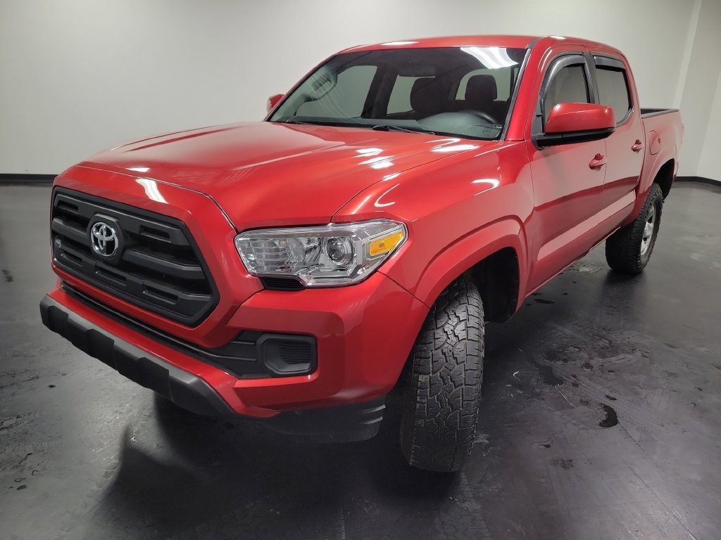 Used 2017 Toyota Tacoma SR w/ Tow Package AWD/4WD image 4