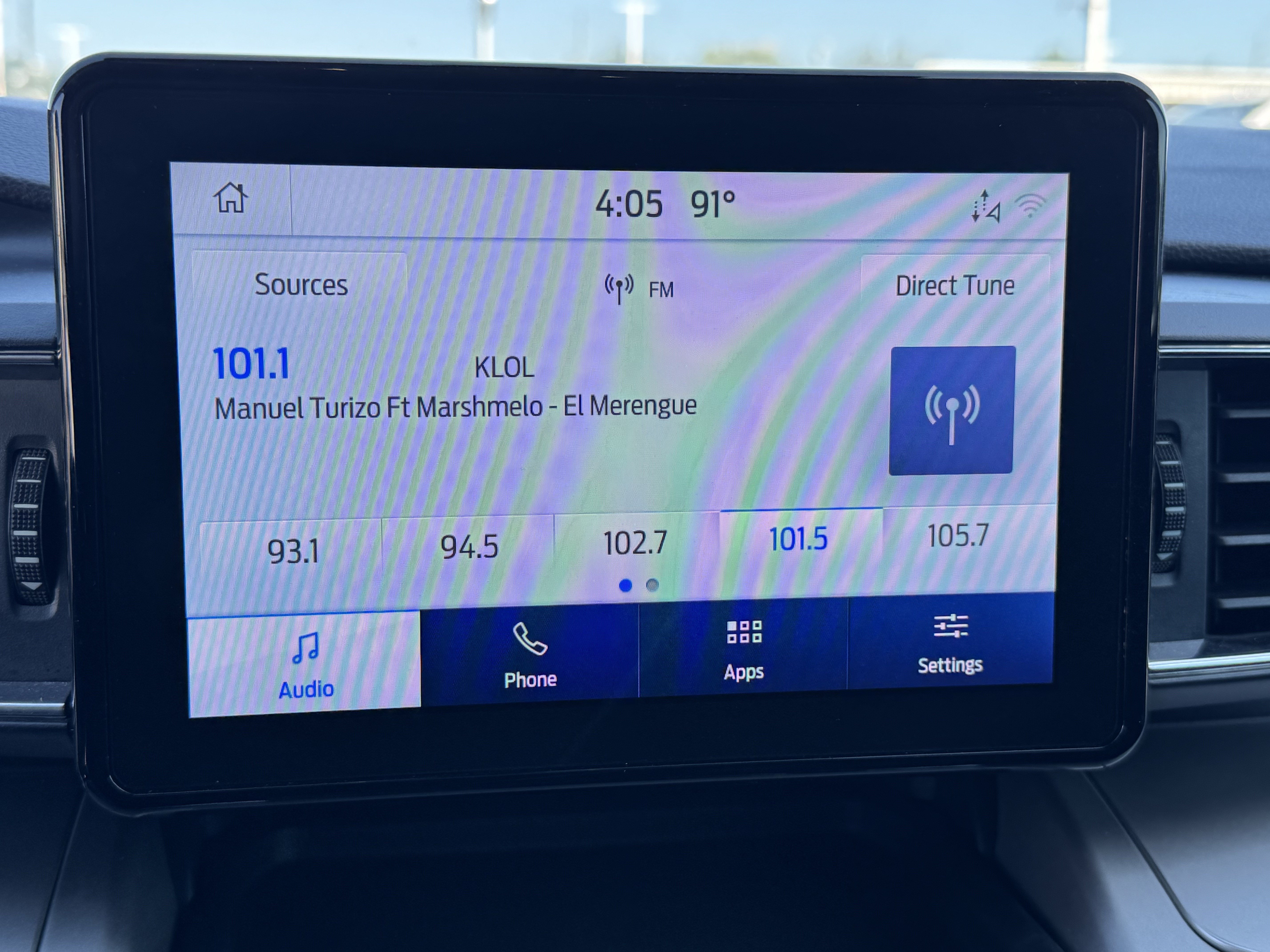 Used 2020 Ford Explorer XLT w/ Equipment Group 202A RWD image 26