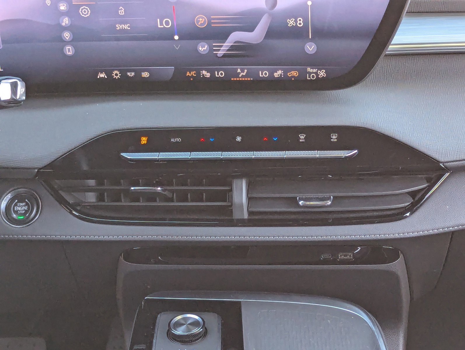 Certified 2025 Buick Enclave Preferred image 19