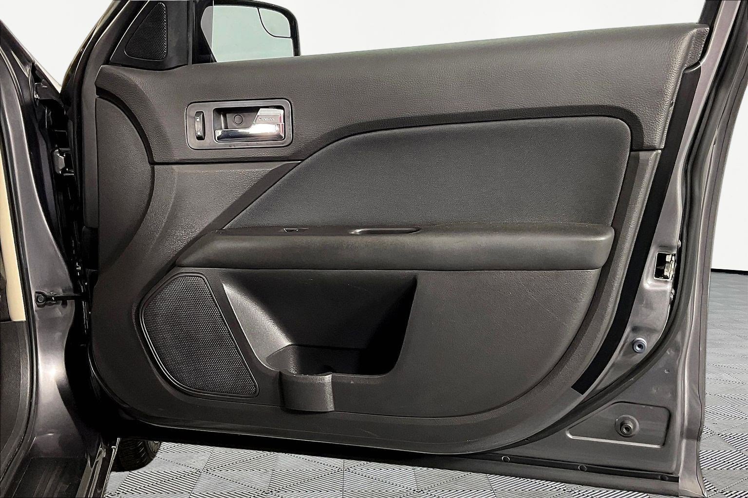 Used 2011 Ford Fusion SE w/ 202A Rapid Spec Order Code image 27