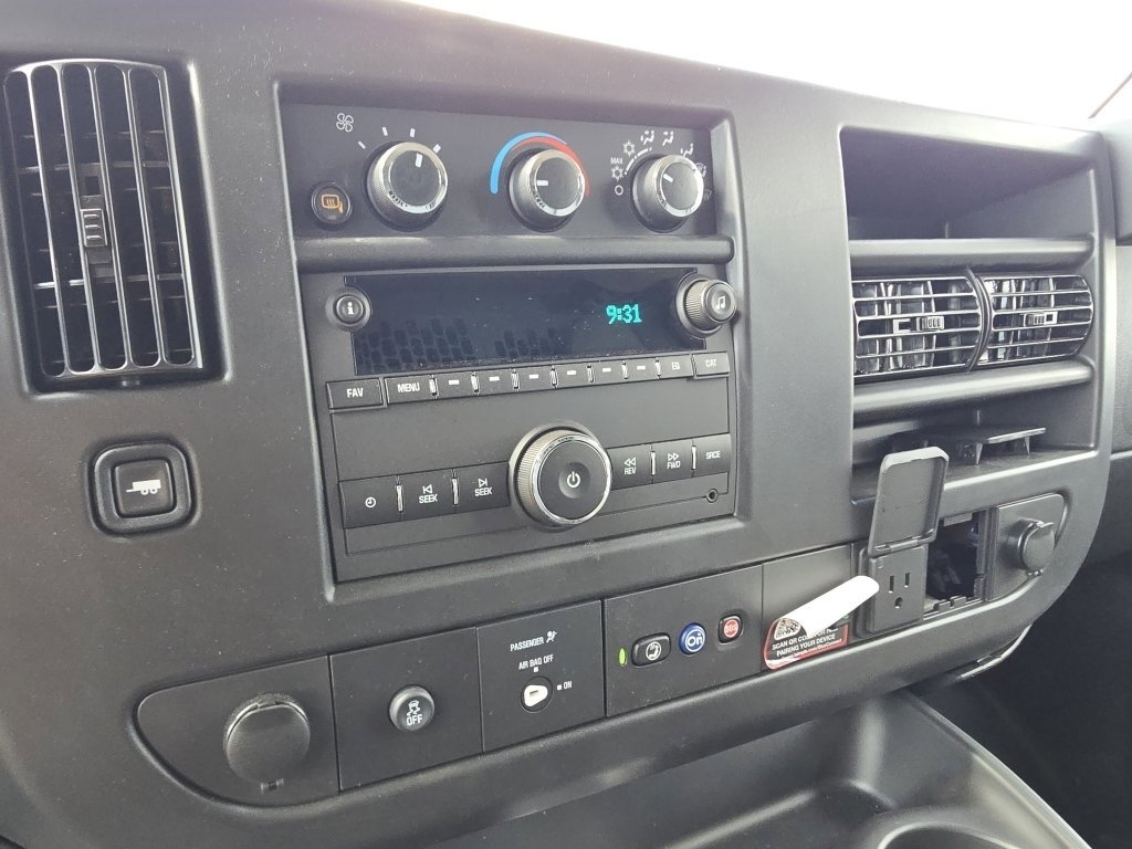 New 2025 Chevrolet Express 2500 w/ Driver Convenience Package image 18
