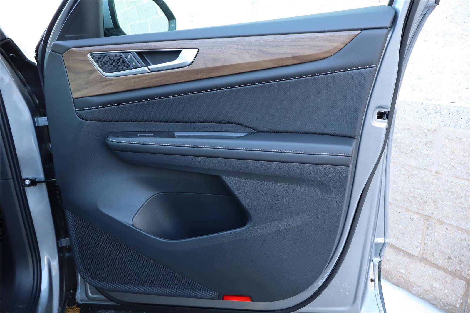 New 2026 Volkswagen Atlas SE image 27