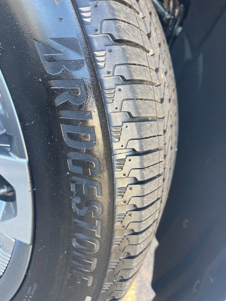 New 2026 GMC Sierra 1500 Denali Ultimate w/ LPO, Black Badging Package image 41