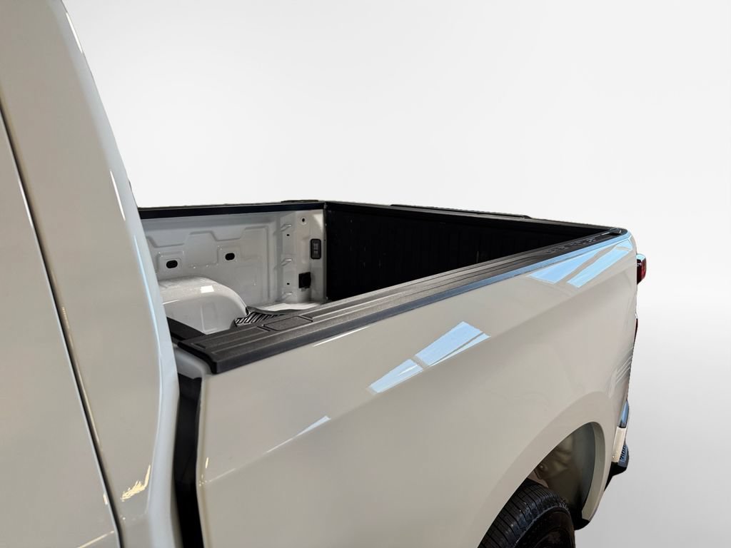 Used 2026 Chevrolet Silverado 1500 Custom AWD/4WD image 25