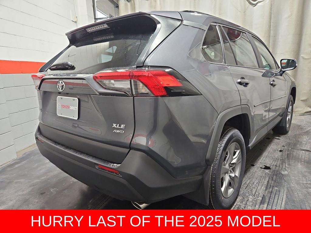 New 2025 Toyota RAV4 XLE image 7