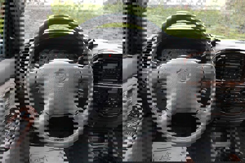 Used 2002 Toyota Sequoia SR5 image 19