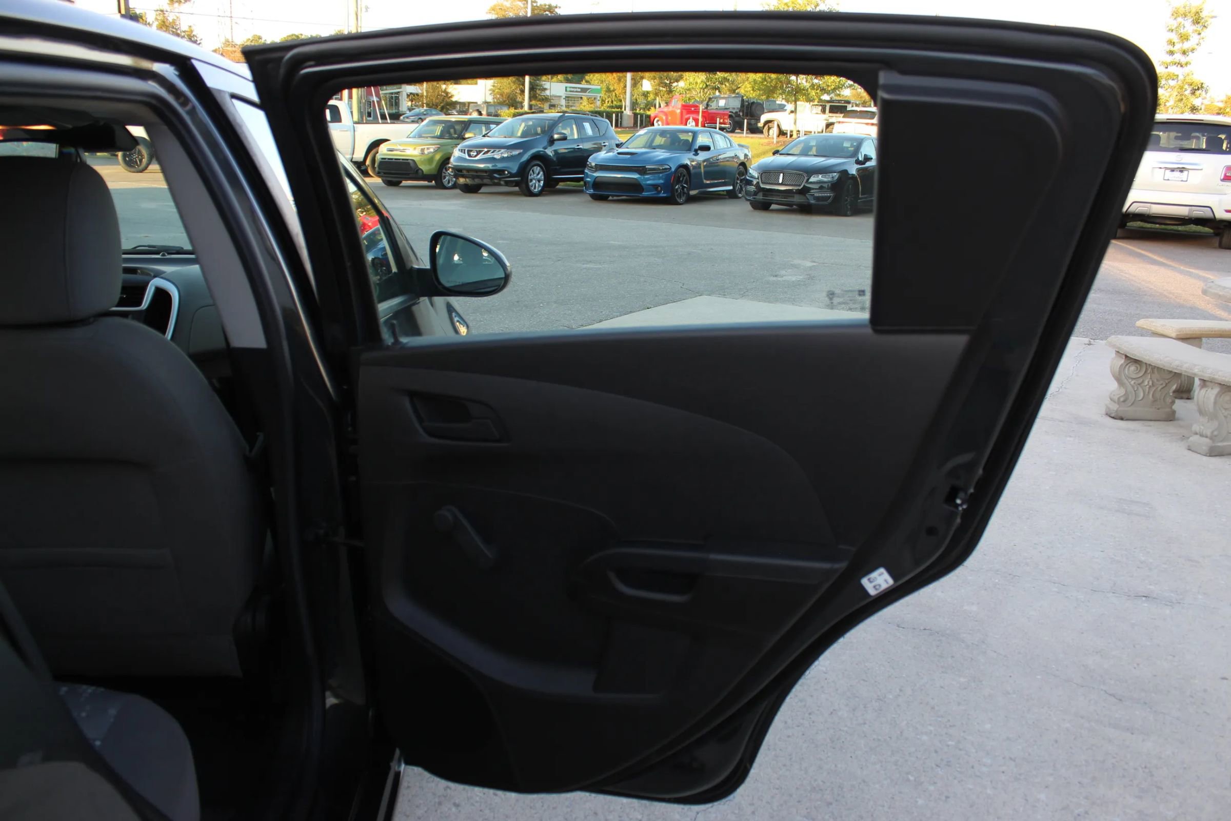 Used 2020 Chevrolet Sonic LT image 20