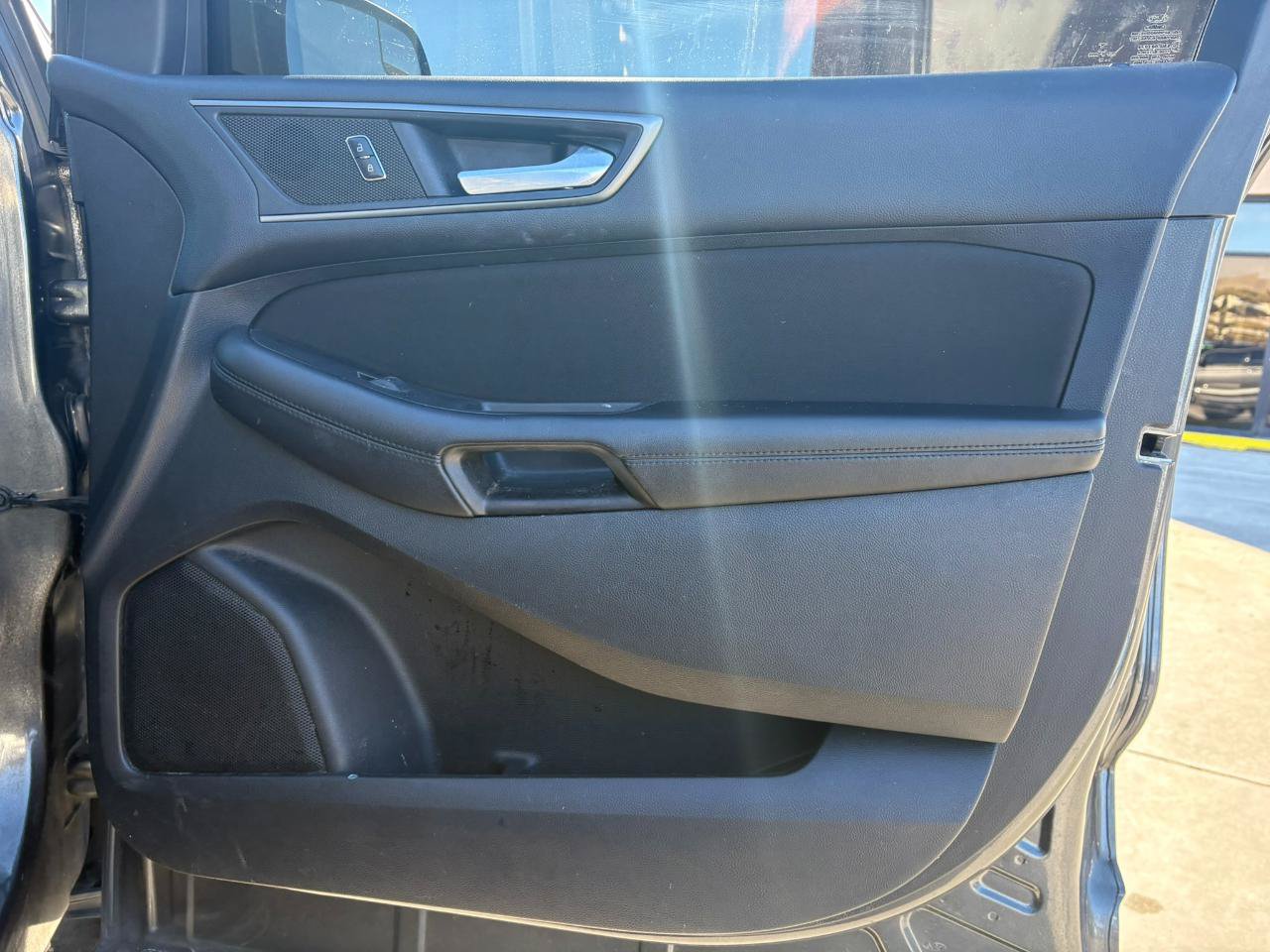 Used 2016 Ford Edge SE FWD image 32
