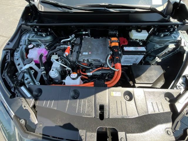 Used 2026 Toyota C-HR AWD/4WD image 17
