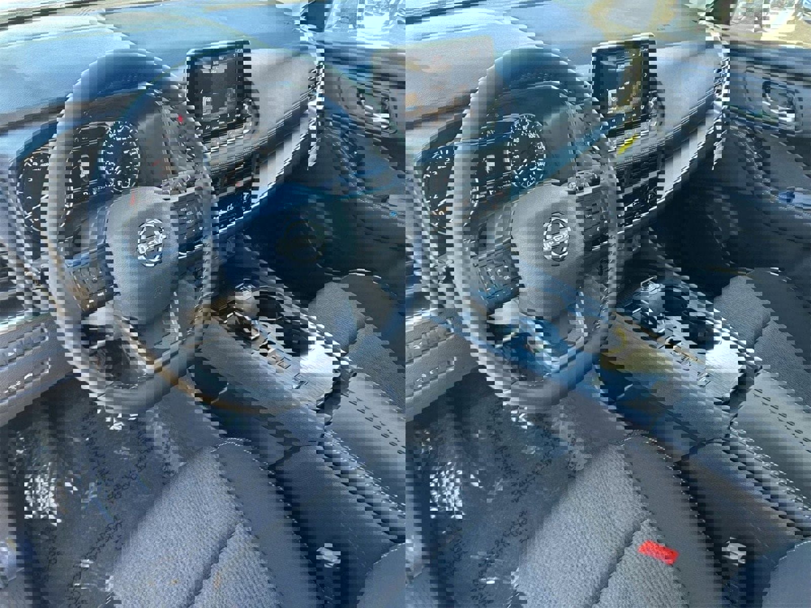 New 2026 Nissan Rogue SV image 30