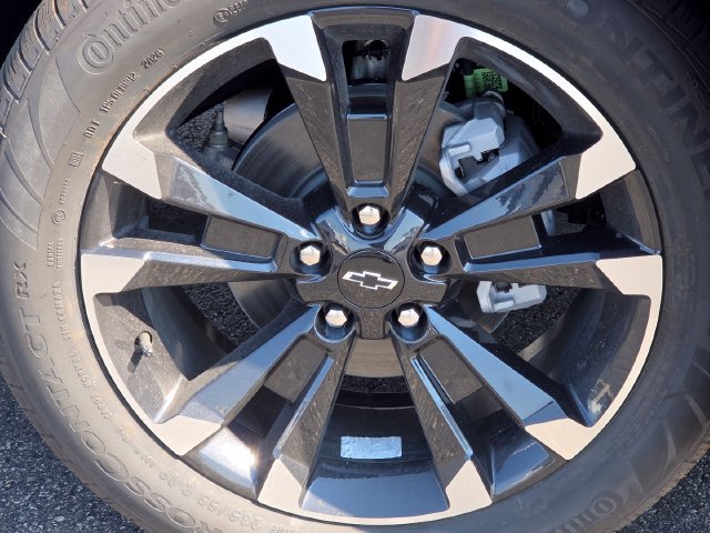 New 2027 Chevrolet Equinox RS w/ Safety and Technology Package AWD/4WD image 12