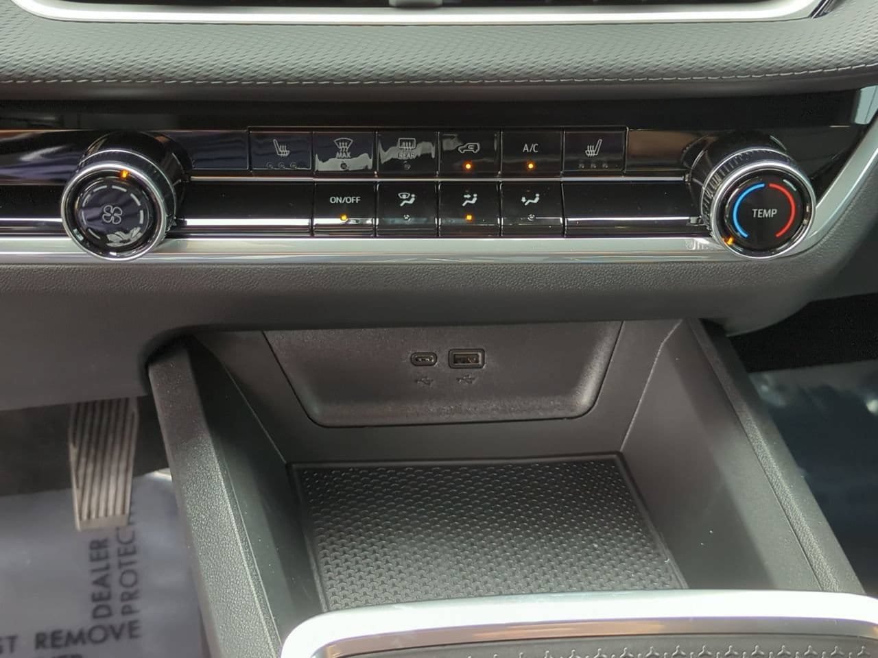 New 2027 Chevrolet Equinox LT FWD image 16