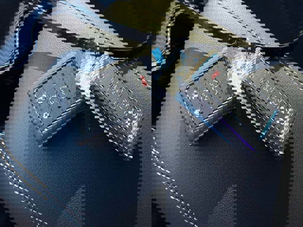 New 2026 Jeep Grand Cherokee Altitude image 29